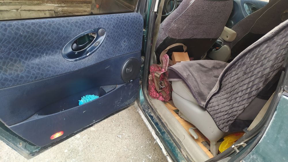 Фольксваген Шаран 1996г, бензин 2,8л