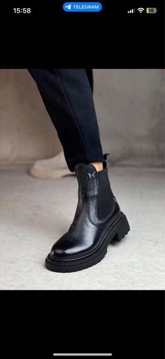 Продам осенние сапоги