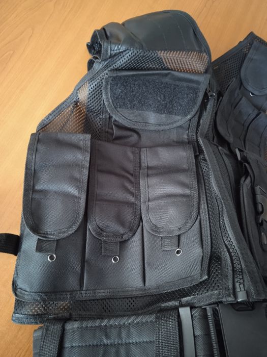 Тактическа жилетка