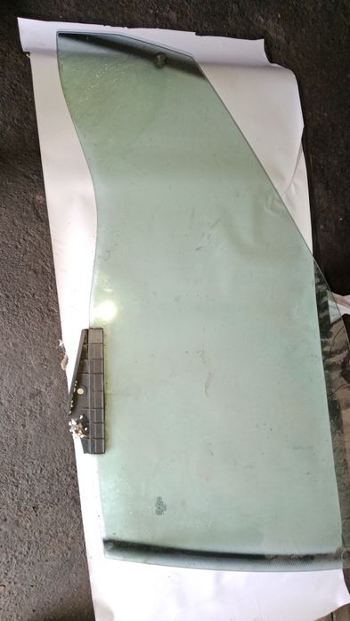 Запчасти на Ауди 80 б4