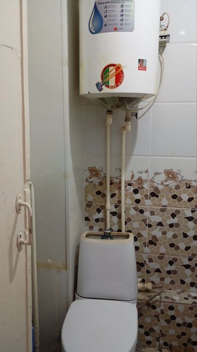 Троицкий да,  2 этажда 1 хонали  Уй сотилади.