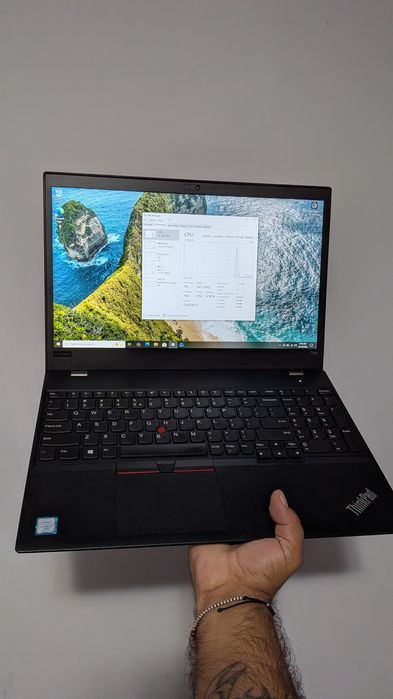 Thinkpad T580 i7 8650u 8gb RAM ssd nvme 256