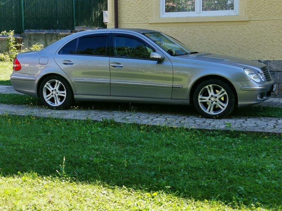 MERCEDES-BENZ E-Class 2004 — imagine 3