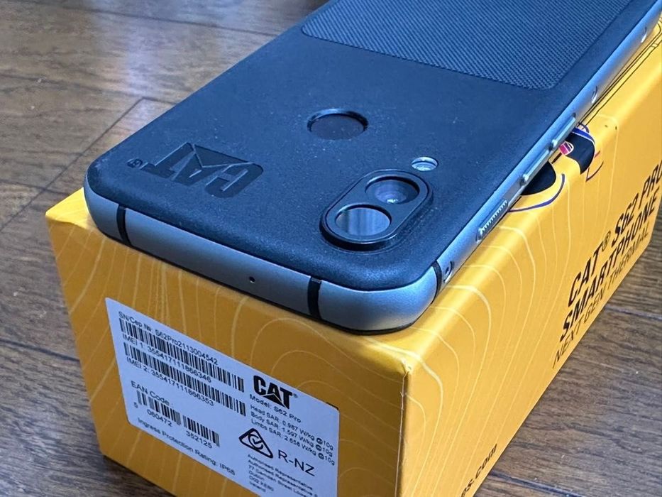 Смартфон Caterpillar S62 Pro