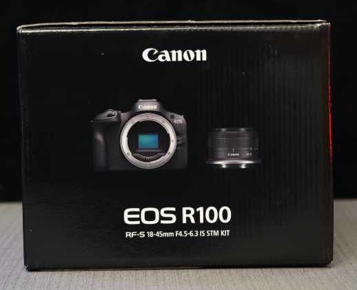 Aparat Foto Canon EOS R100
