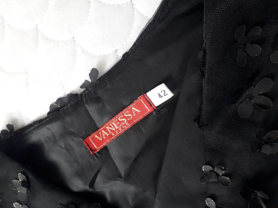 Продам чёрный вечерний платья