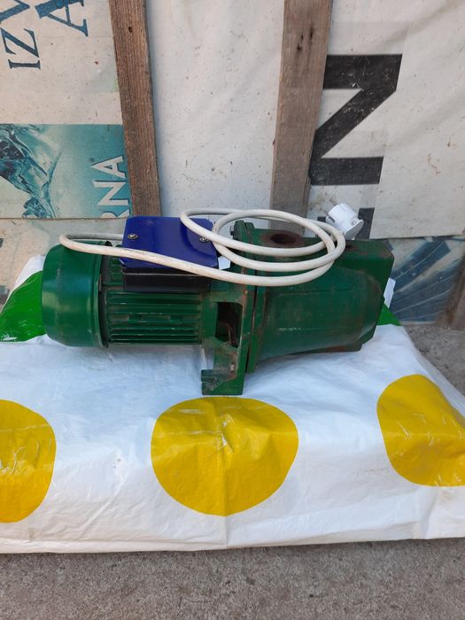 Motor cu pompă pentru hidrofor