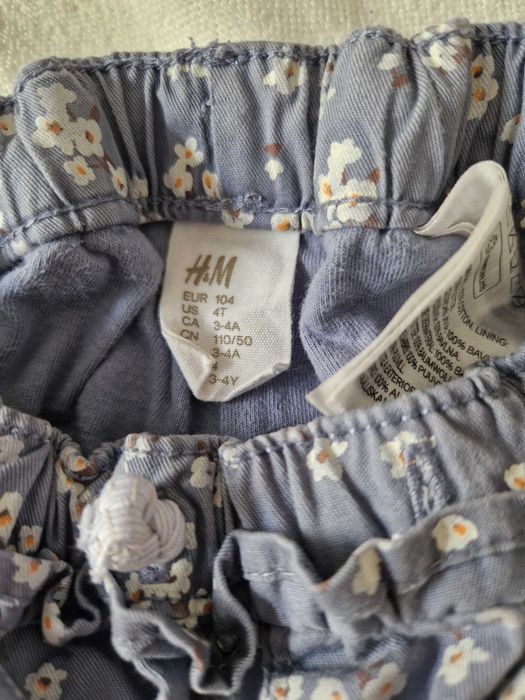 Pantaloni fete marimea 104