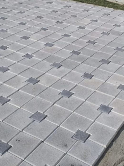Pavaj borduri pavele pentru gradina si piscina. Montaj pavaj