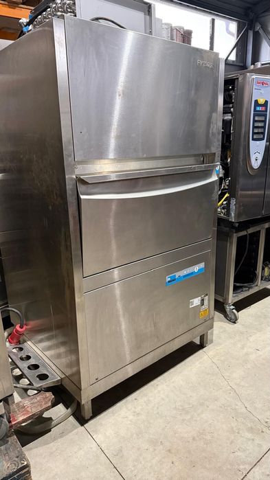 Mașină spălat vase, oale tăvi GN profesională MEIKO Germania