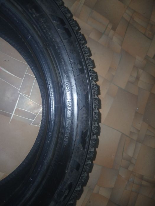 Продам зимнею резину 205х55х17
