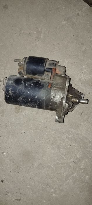 Продам два стартера на Ауди 80