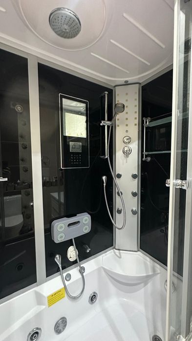 Продам ванну-душевую б/у