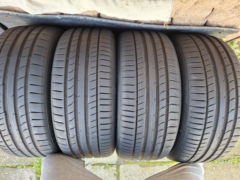 4бр 225/40/18 континентал много запазени като нови.