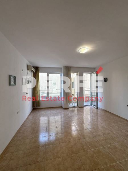 Продава се Двустаен апартамент в к.к. Слънчев бряг - 59 кв.м за 1272 €/кв.м - Снимка #3