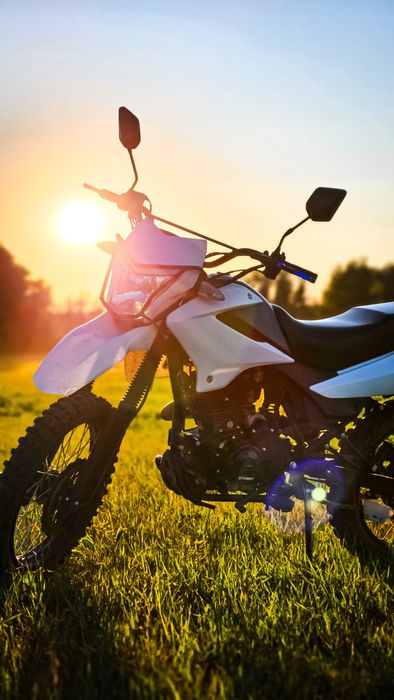 Мотоцикл Эндуро 200