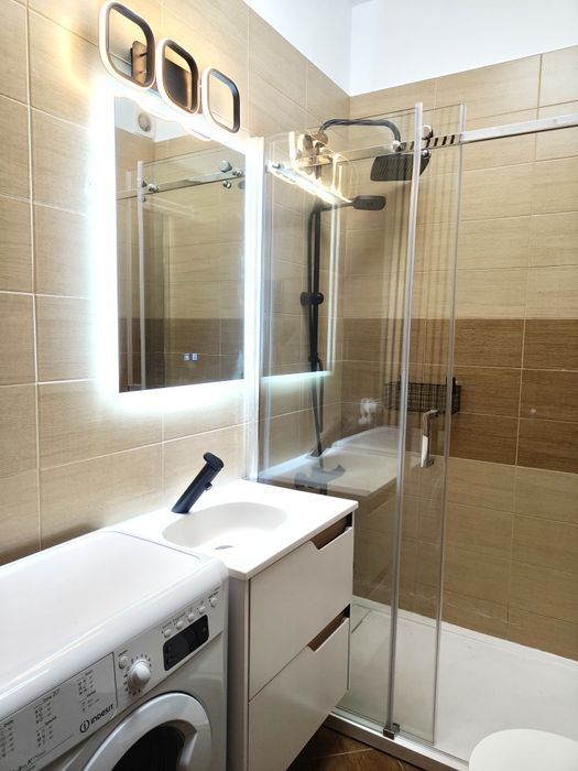 Încheiere 2 camere Otopeni central loc de parcare