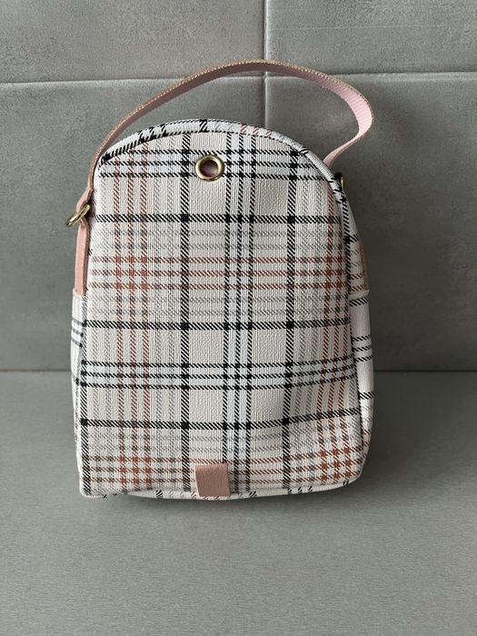 Розова дамска чанта