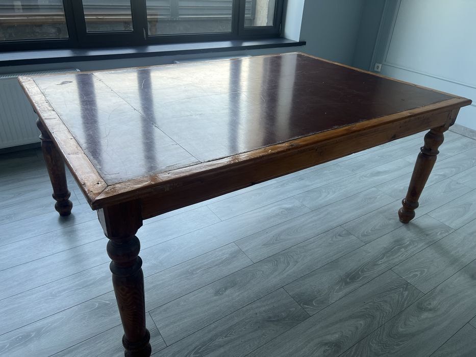 Mexmonxona stoli (stulsiz) гостинный стол (без стула)