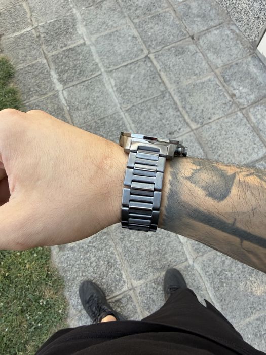 Armani Exchange  часовник