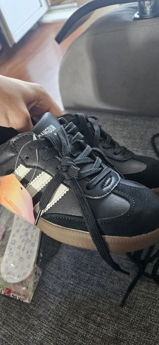 Детская обувь новая