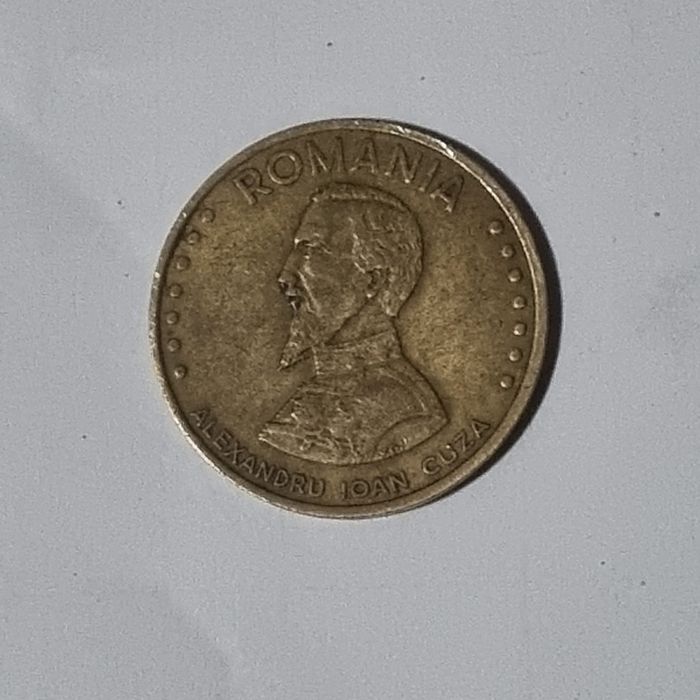 Vând Moneda 50 lei