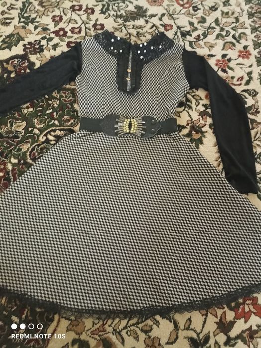 Платье. Размер 42