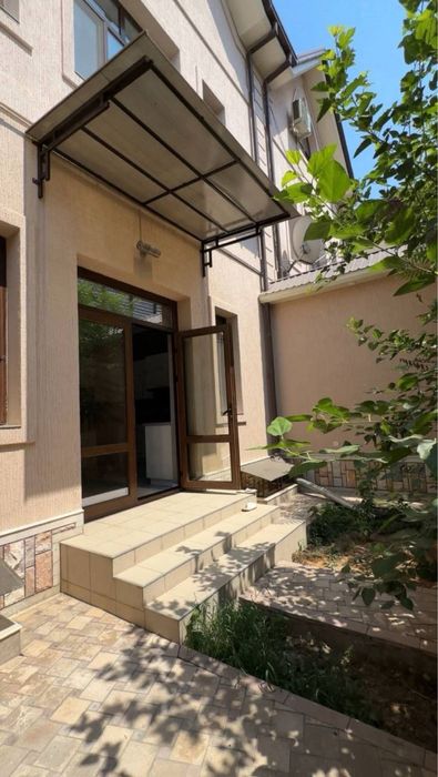 Аренда Дом тц Next 3,5 соток