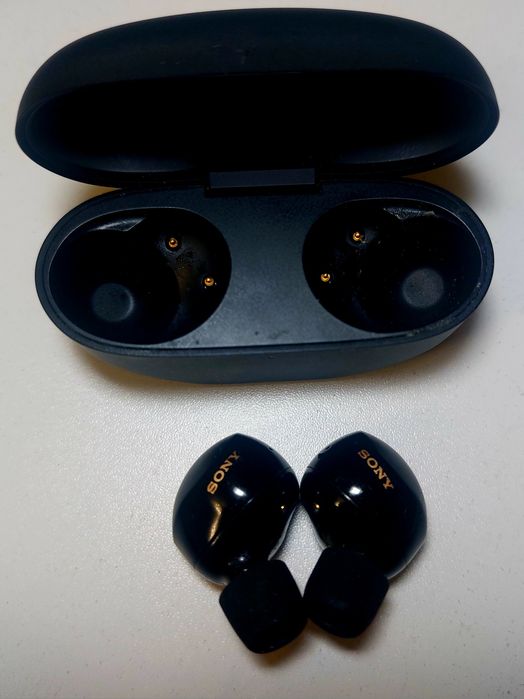 Наушники Sony WF-1000XM5.