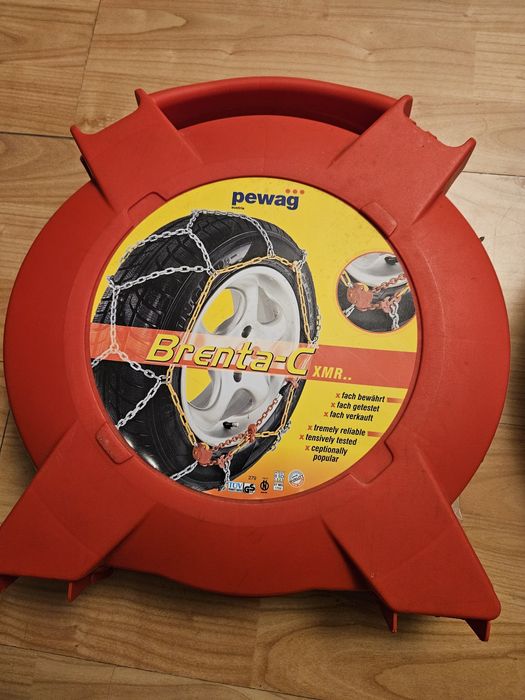 2 seturi de lanțuri zapada din Austria