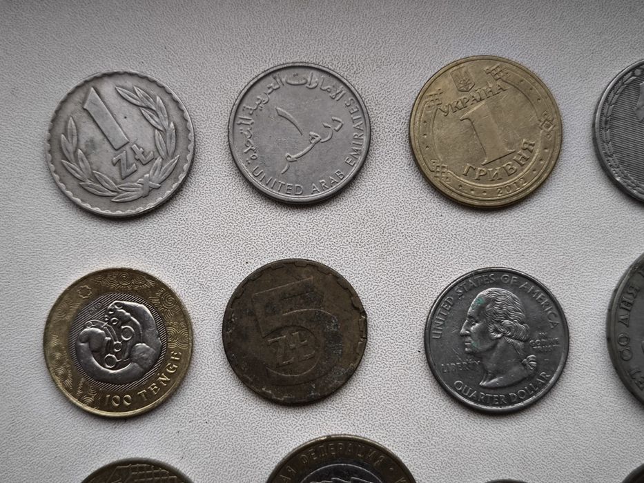 Монеты разные ценные редкие