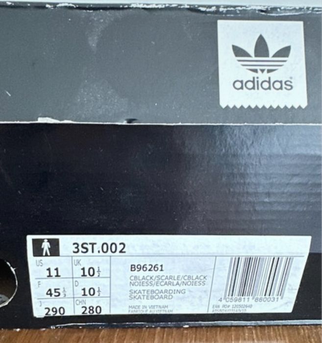 adidas Skateboarding 3ST.002 B96261 – Pantofi de skate rari, Negru/Scarlet, mărimea US 11, cu cutia originală