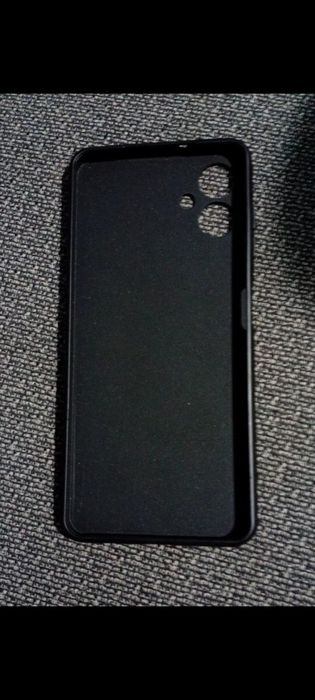 Самсунг А06 Голд