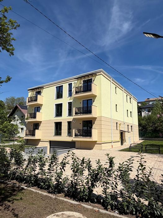 Apartament premium cu 2 camere decomandate, parcare și boxă incluse – zonă centrală, Suceava (str. Nicolae Titulescu)