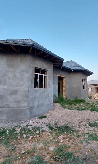 Yer hovli srochna sotiladi