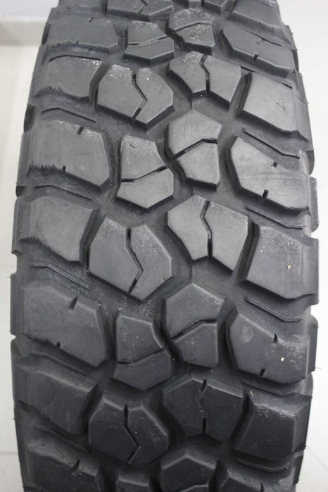 255/75-17 BF Goodrich Mud Terrain