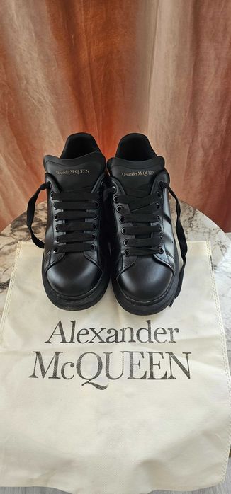 Vand adidași Alexander Mcqueen cumpărați din bazar Istanbul marimea 41