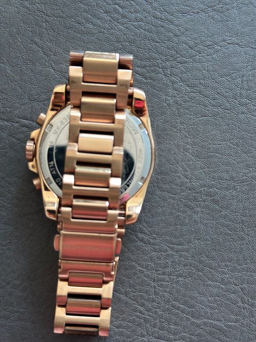 Часовник Michael Kors 38 mm Rose Gold