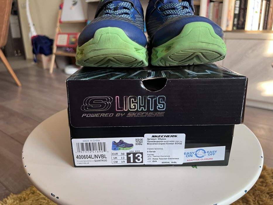 Маратонки Skechers Vortex с LED светлини
