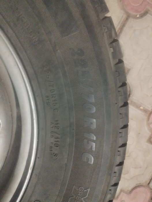 Колесо на Mercedes Sprinter (диск + резина)