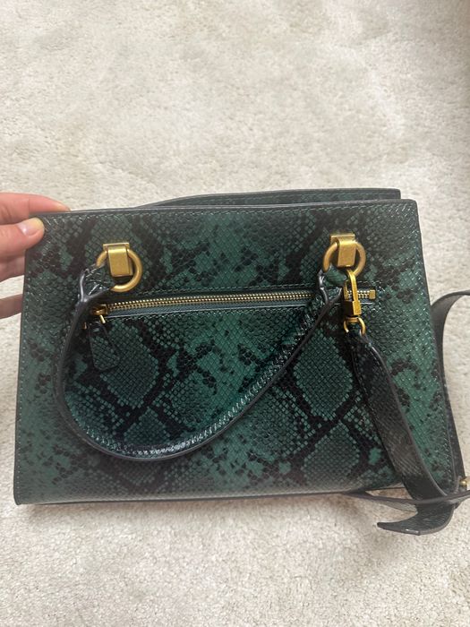 Оригинална Дамска чанта Guess