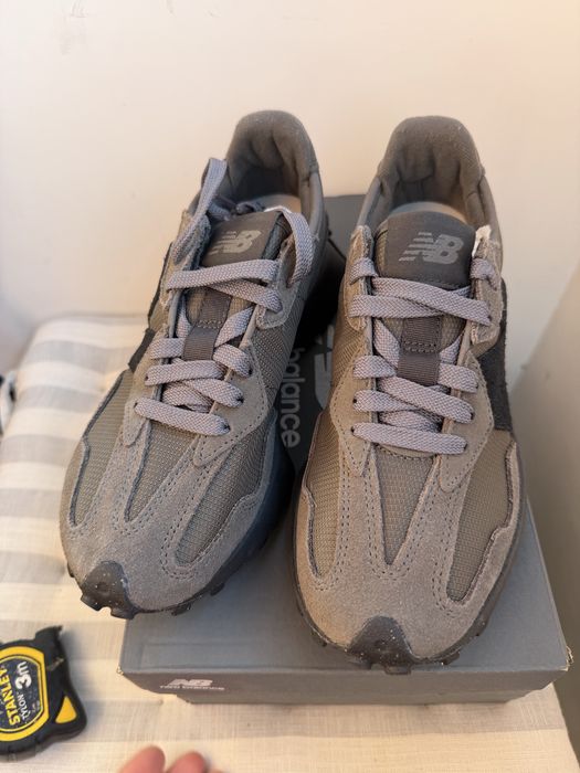 New Balance 327 sneakers culoare verde kaki cu negru marimea 37 noi originali