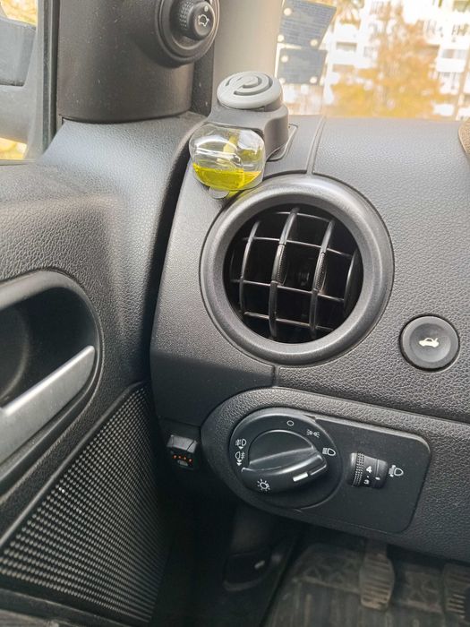 Продажба на лек автомобил