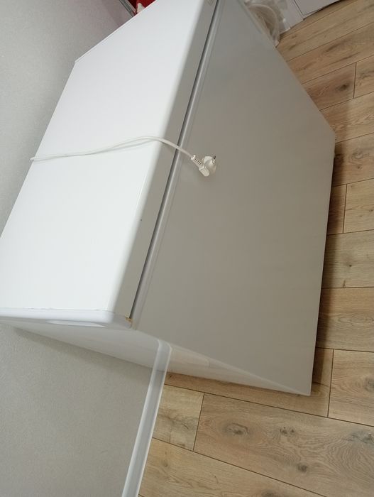 Продам морозильную камеру Бирюса