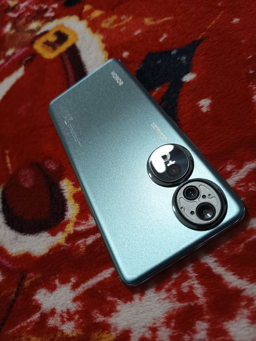 Honor 90  512+12+7 GB RAM