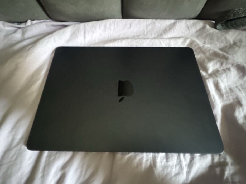 Macbook air M2 84%