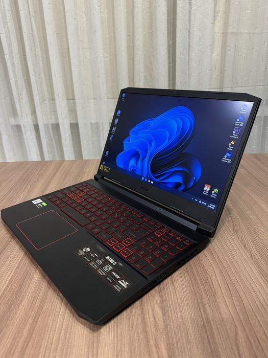 Acer Nitro 5 (Core i5-10300H,GeForce 1650)
