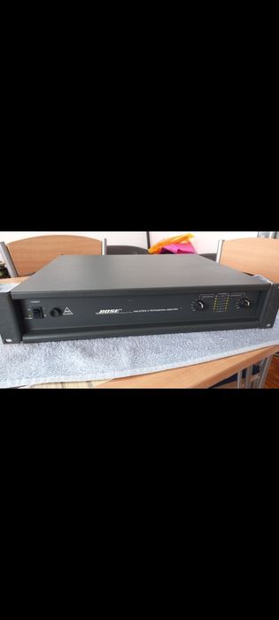 Vind  Amplificator Putere Bose series1600