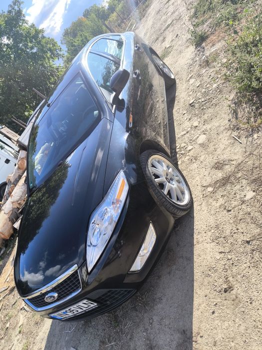 Vând Ford Mondeo sau schimb cu ceva mai mic de oraș (benzina)– Mașină personală de familie (2.0 DieselPrimul proprietar în RO)