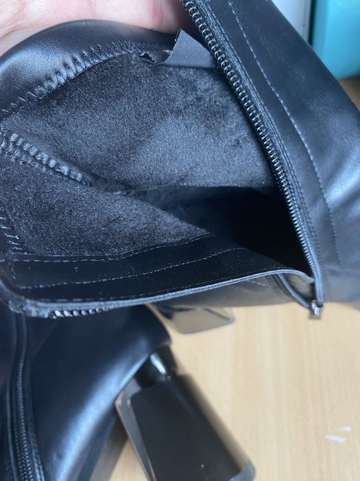 Туфли 38 размера на каблуке